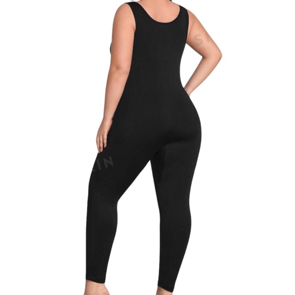 Women’s Shein Curve Black Bodysuit Jumpsuit Sleeveless Sexy Plus Size 2X… - Picture 3 of 7